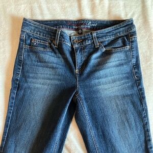 Tommy Hilfiger Women's Dark Blue Boot Cut Jeans